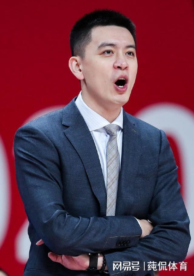 九游会·J9关于尼斯训练开放日，今晚更衣室发声引欢呼，CBA常规赛在即，医务组通报恢复的信息